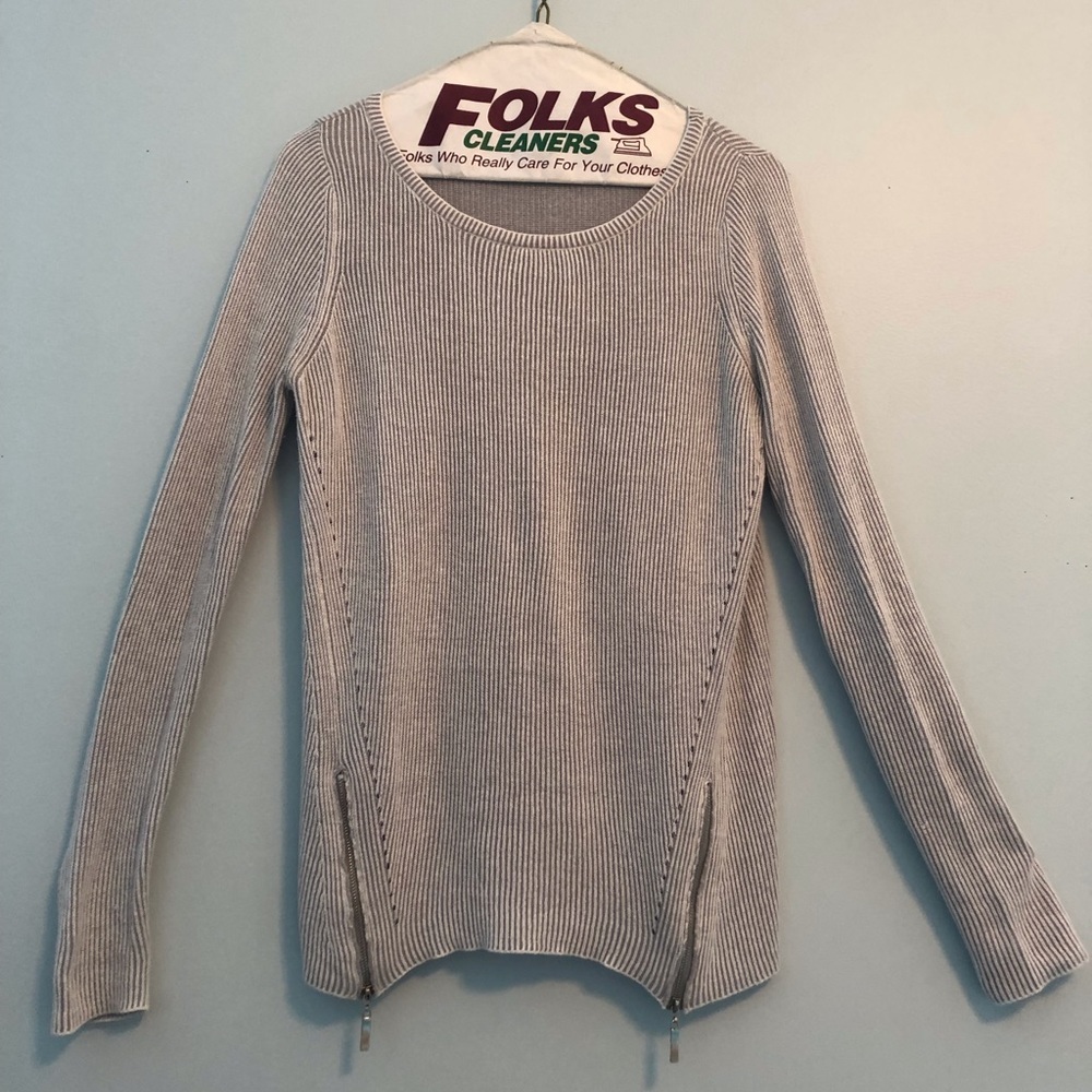 Evolution by Cyrus sweater